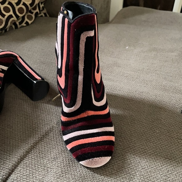 #81/2 - Picture 8 of 10